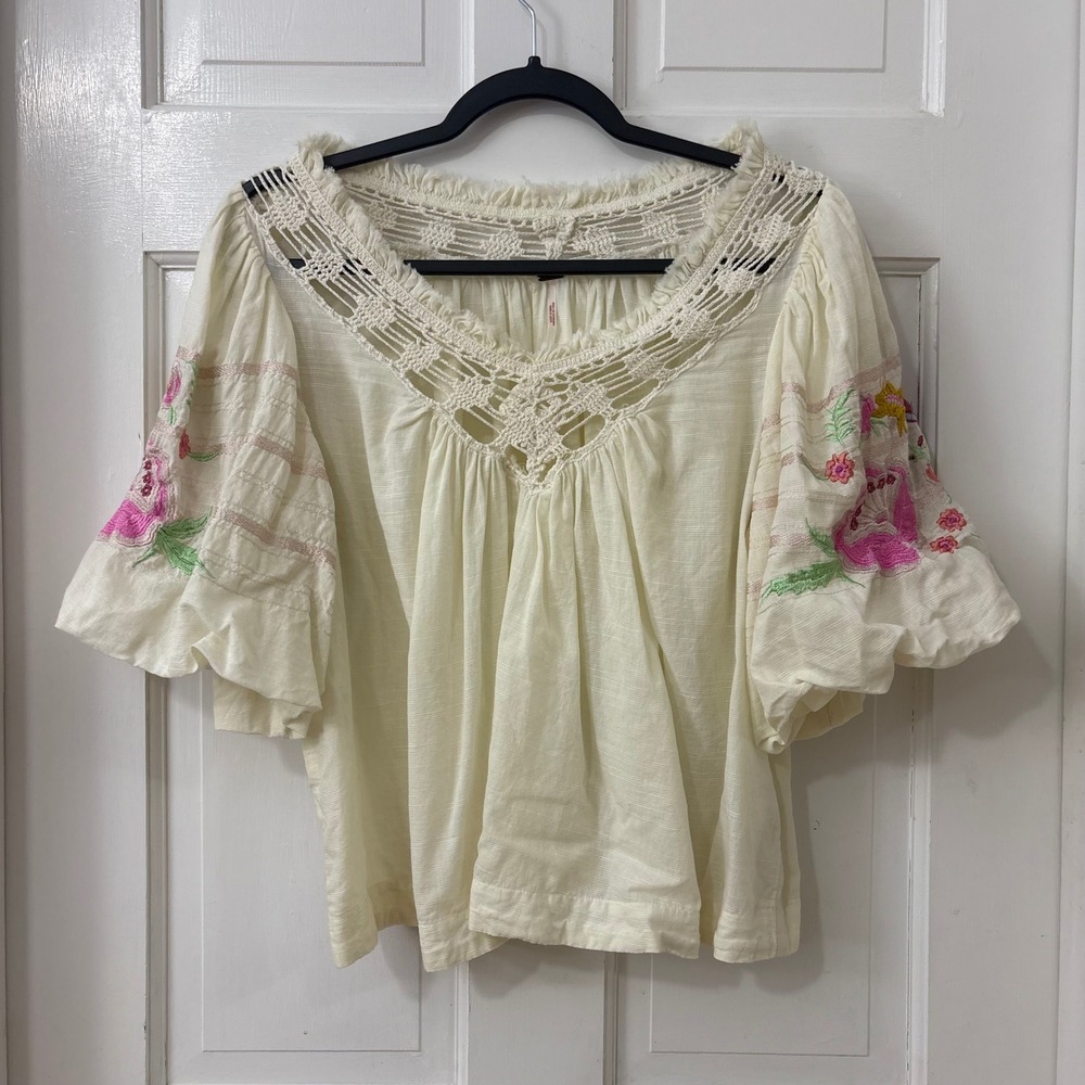 Free People Embroidered Bohemia Blouse XS Festival Ethereal Boho Floral
